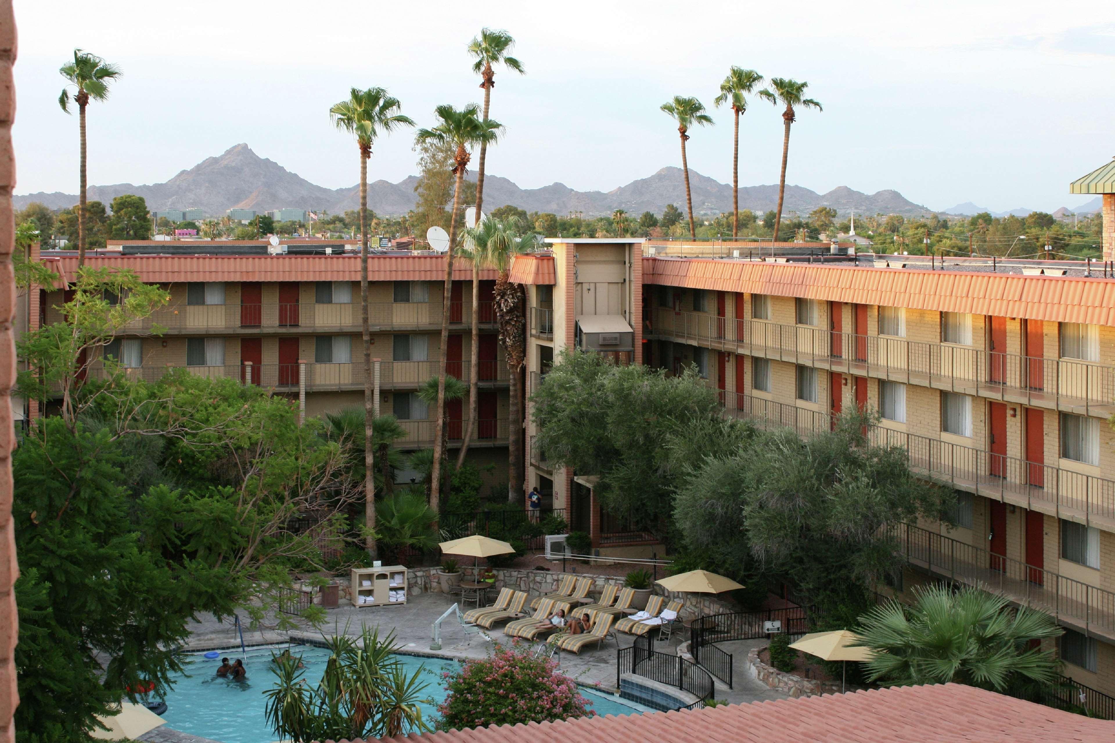 Embassy Suites Phoenix Airport At 24Th Street Eksteriør bilde