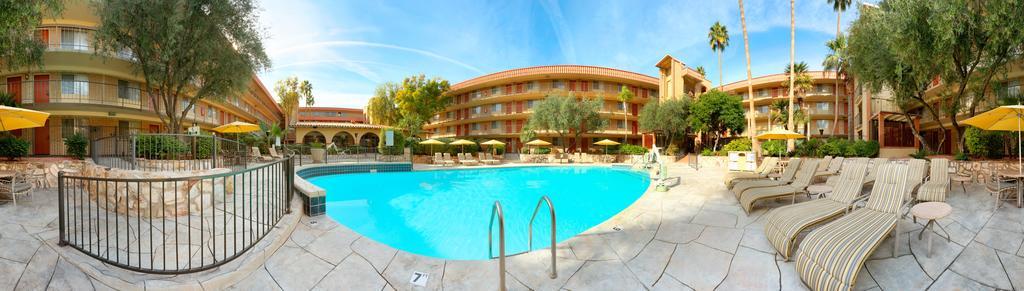 Embassy Suites Phoenix Airport At 24Th Street Eksteriør bilde